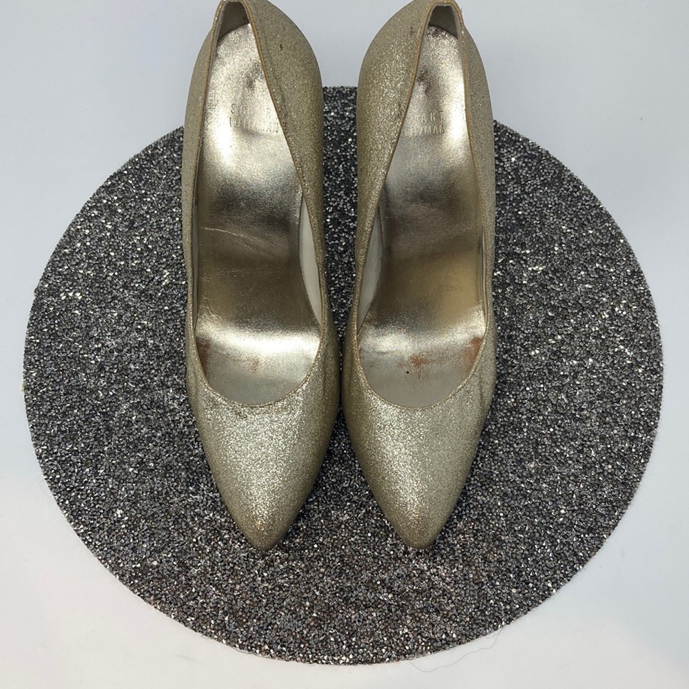 Stuart Weitzman The Dagger Stiletto Slip On Pump